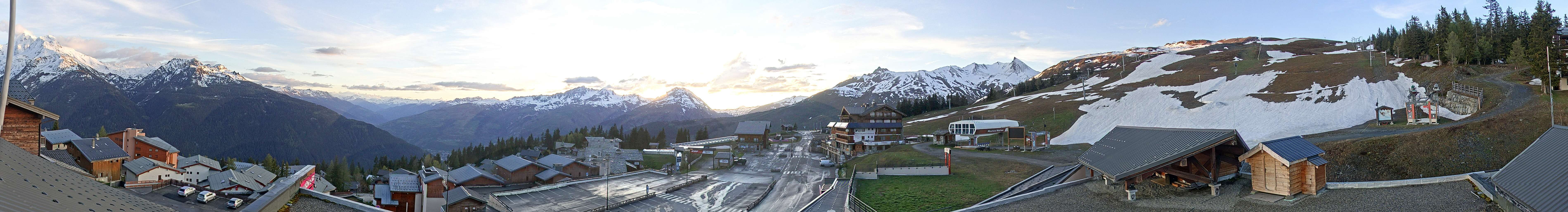 immagine della webcam nei dintorni di Introd: webcam La Thuile