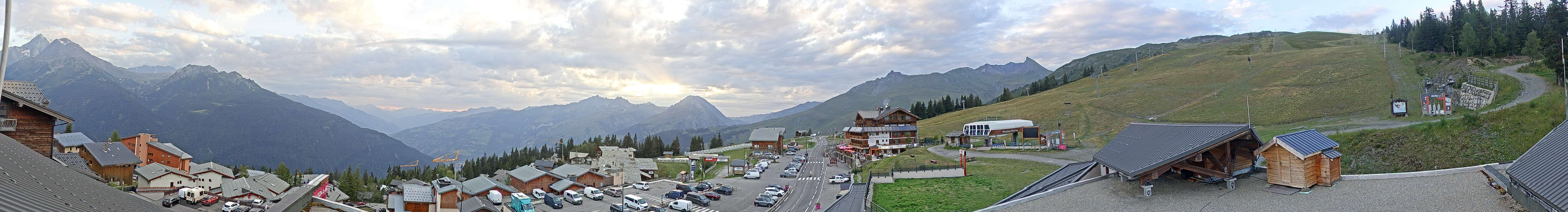 immagine della webcam nei dintorni di Courmayeur: webcam La Thuile