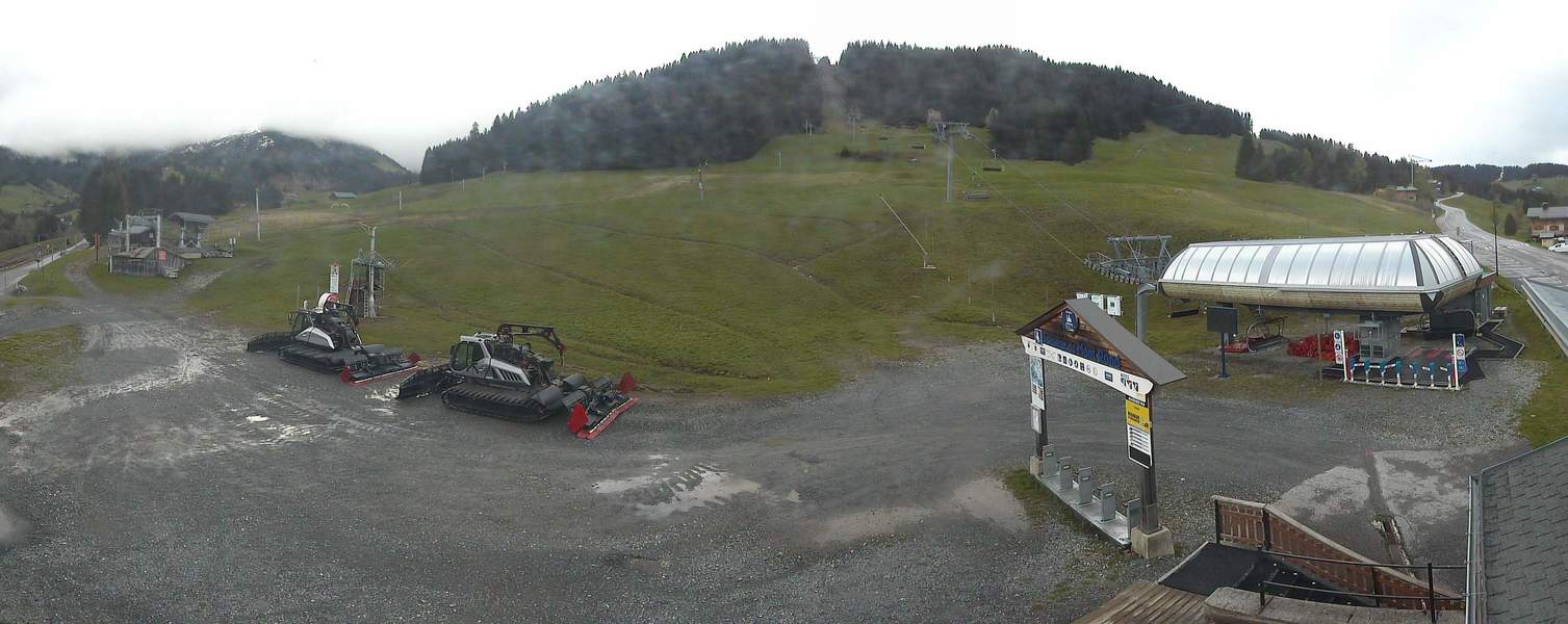 Webcam 2 : Front de neige du Mont Rond - 1350 m�tres